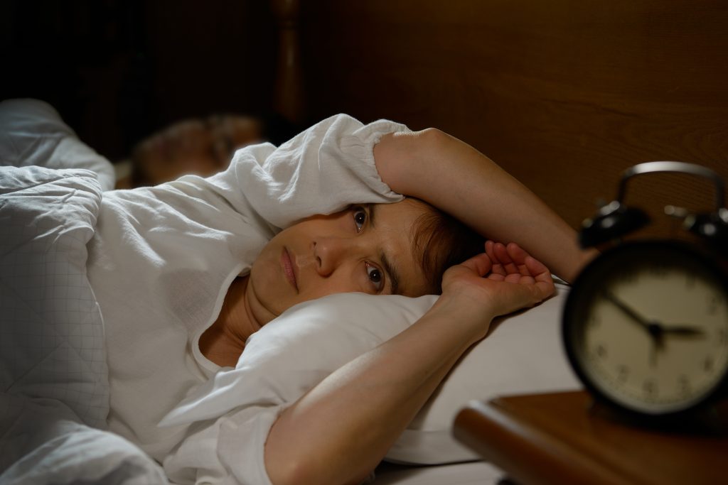 5 remedii naturiste pentru tulburările de somn